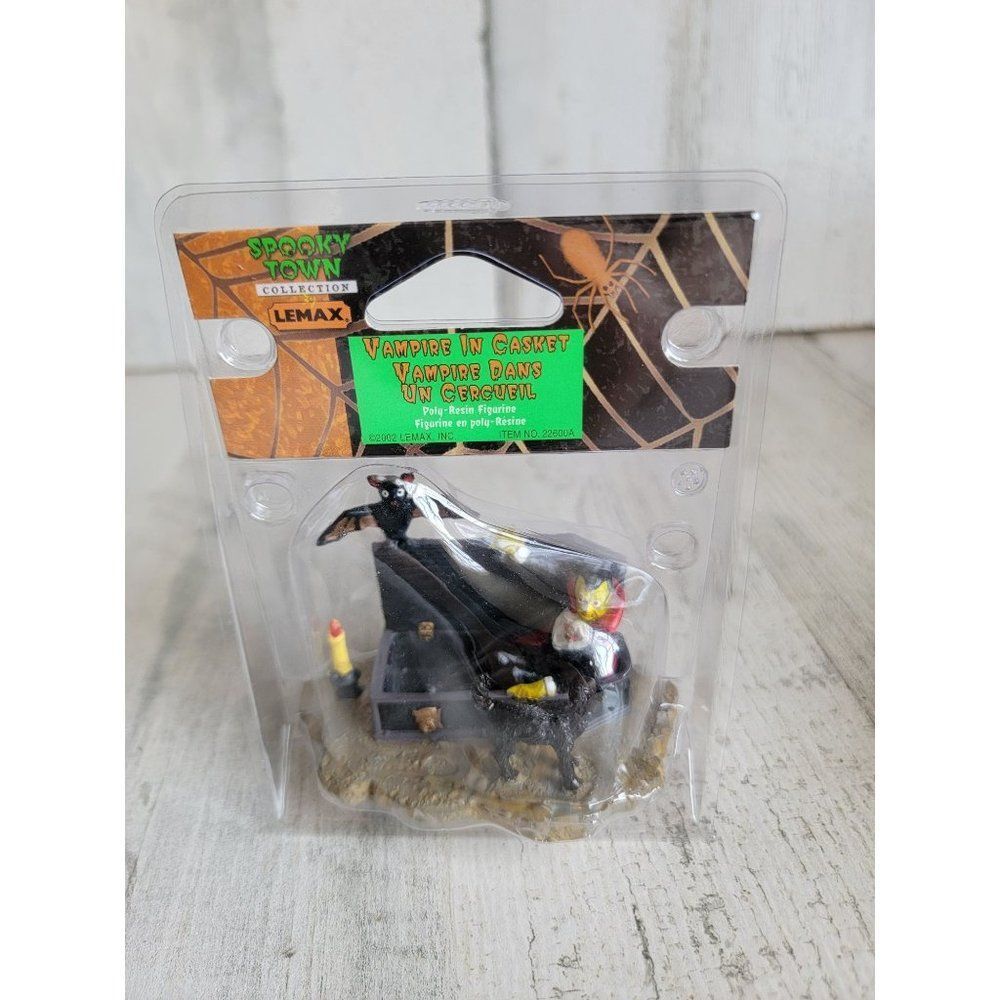 Lemax vampire in casket 2002 spooky town Halloween Village accessory